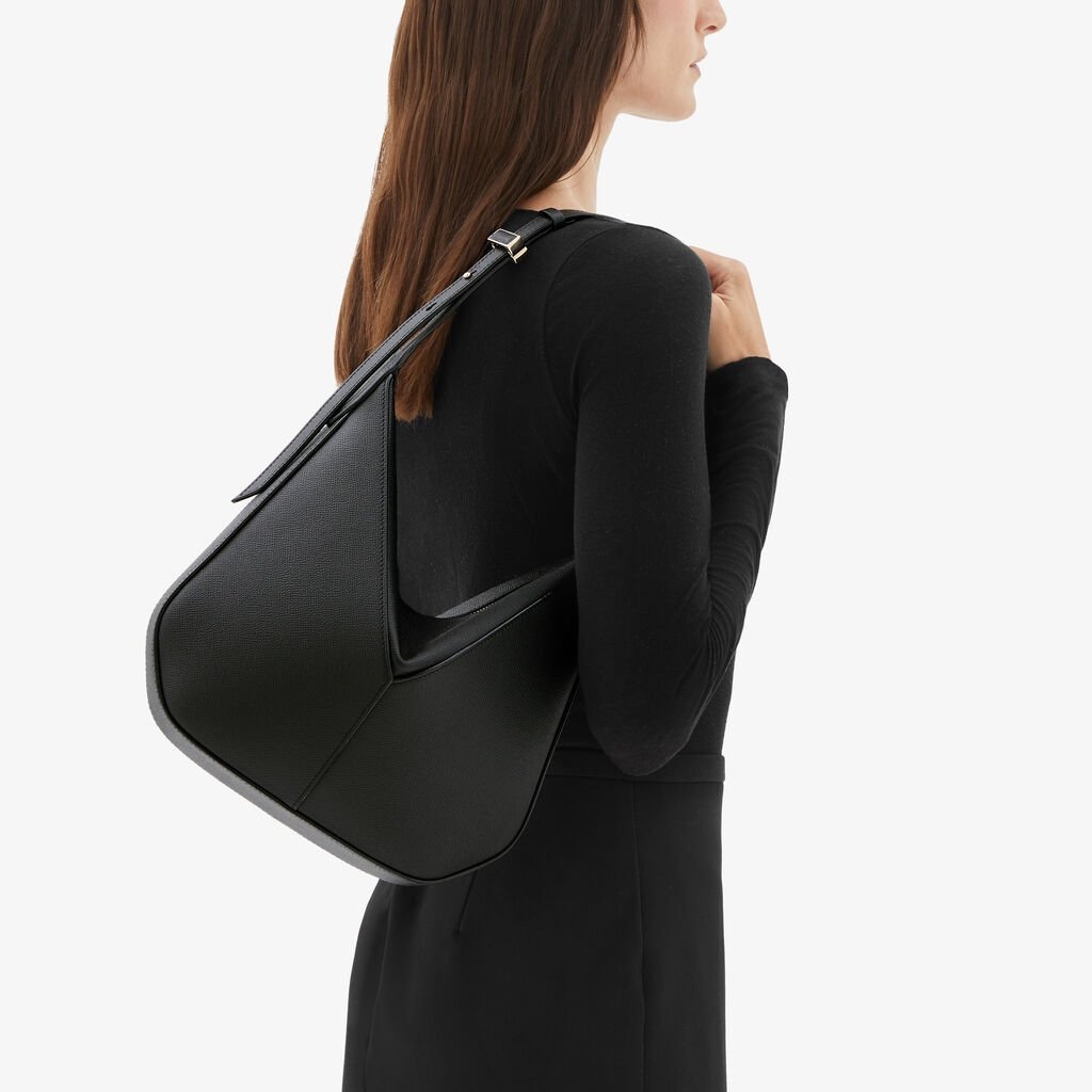 Black Adjustable Everyday Shoulder Bag - Image 2